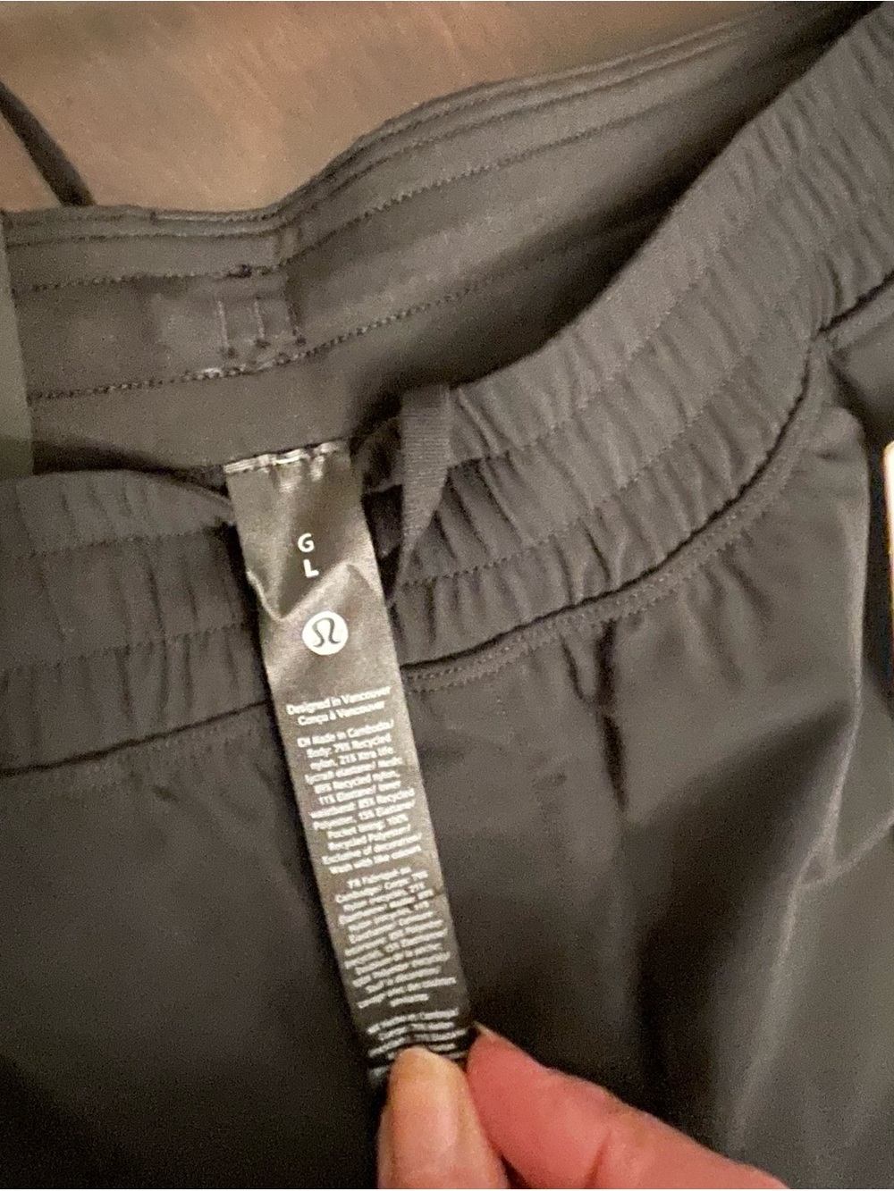 Lululemon Jogger with Zippered Pocket - Picture 4 of 6